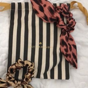 LELE SADOUGHI scrunchies with pouch